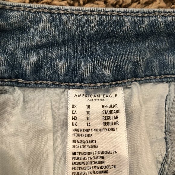 American Eagle light wash hi-rise jeggings - Picture 3 of 5